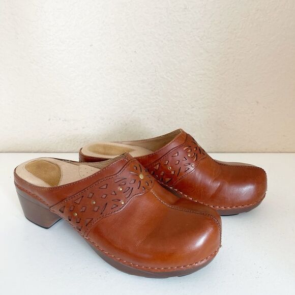 Dansko Tan Leather Cut-Out Mules - Picture 6 of 12
